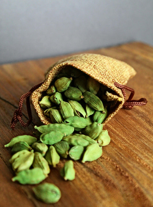 Green Cardamom – Premium Export Quality | Bulk Supply